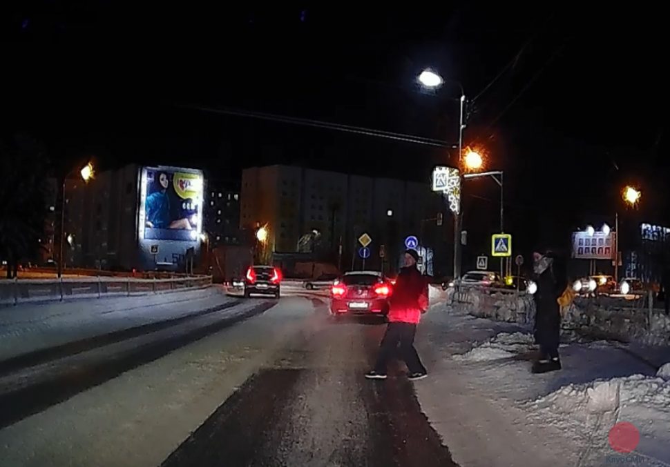 В Северодвинске водитель иномарки сбил несовершеннолетнего пешехода